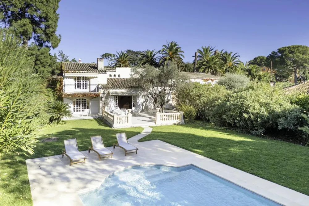 Antibes (Cap d'Antibes), 06160, France