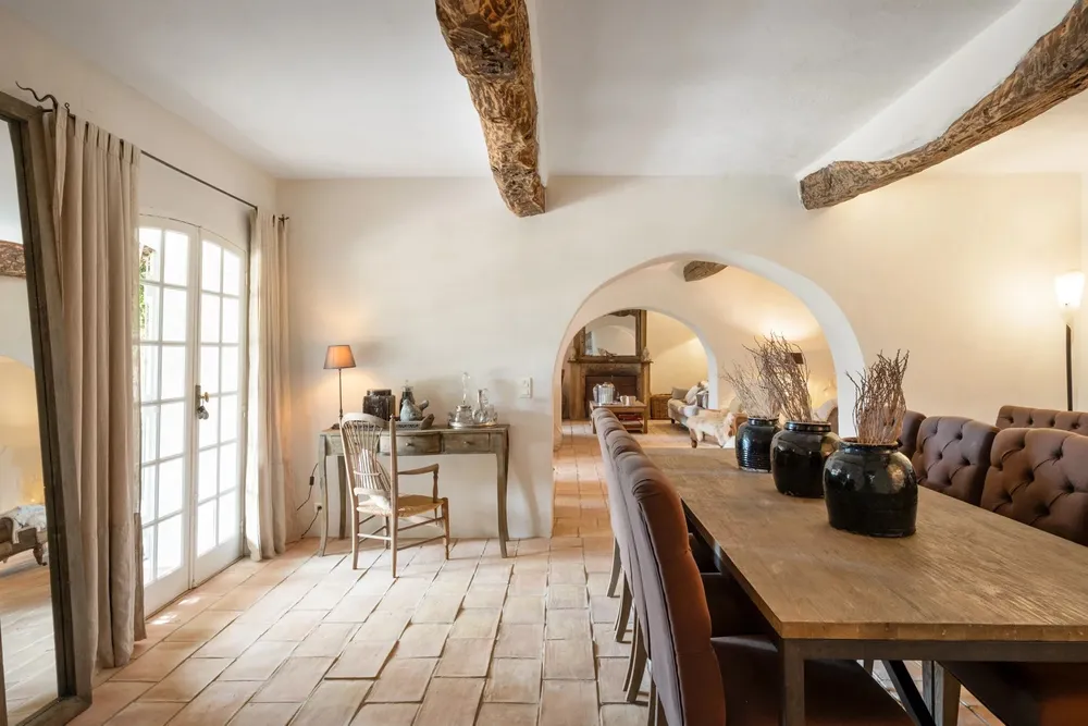Châteauneuf-Grasse, 06740, France