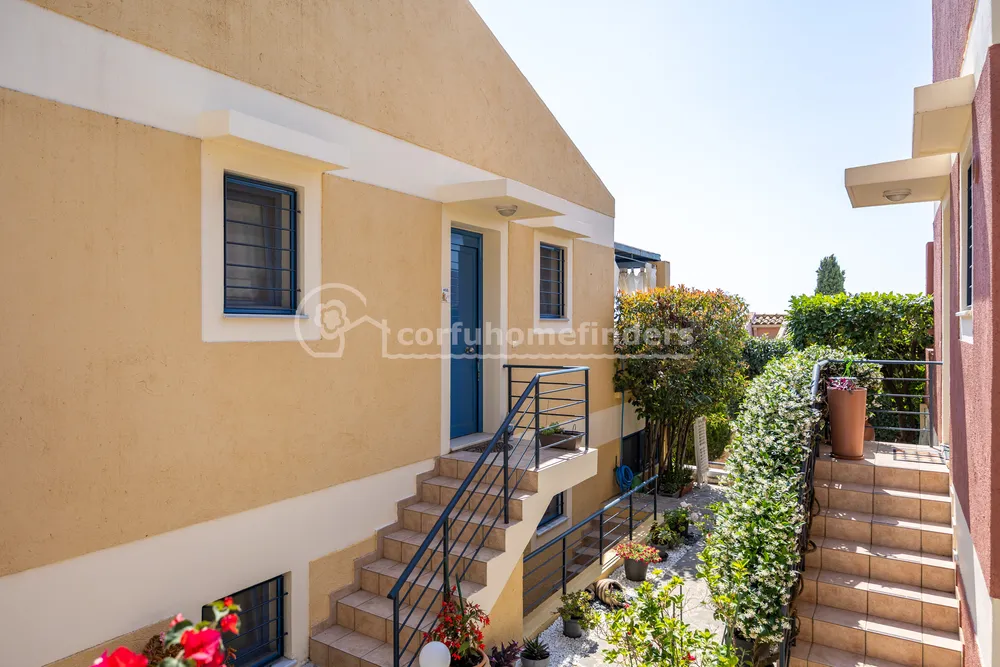 AKROGIALI APARTMENT, Barbati, Corfu