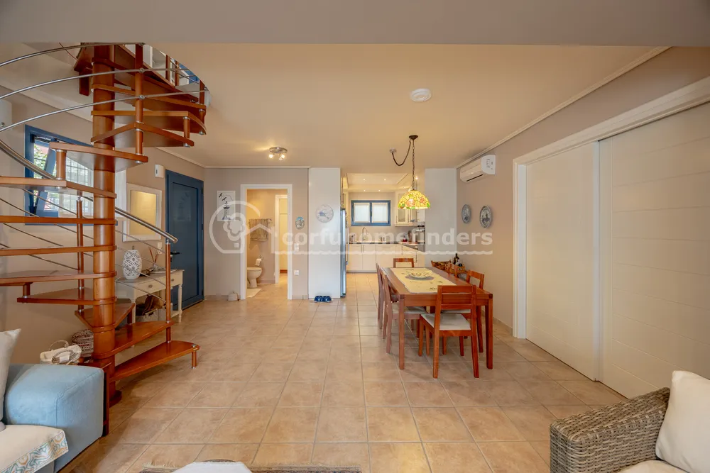AKROGIALI APARTMENT, Barbati, Corfu