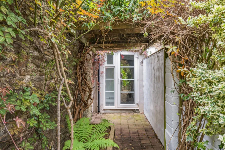 Property Image 38
