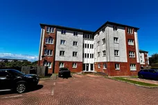 George Court, Irvine