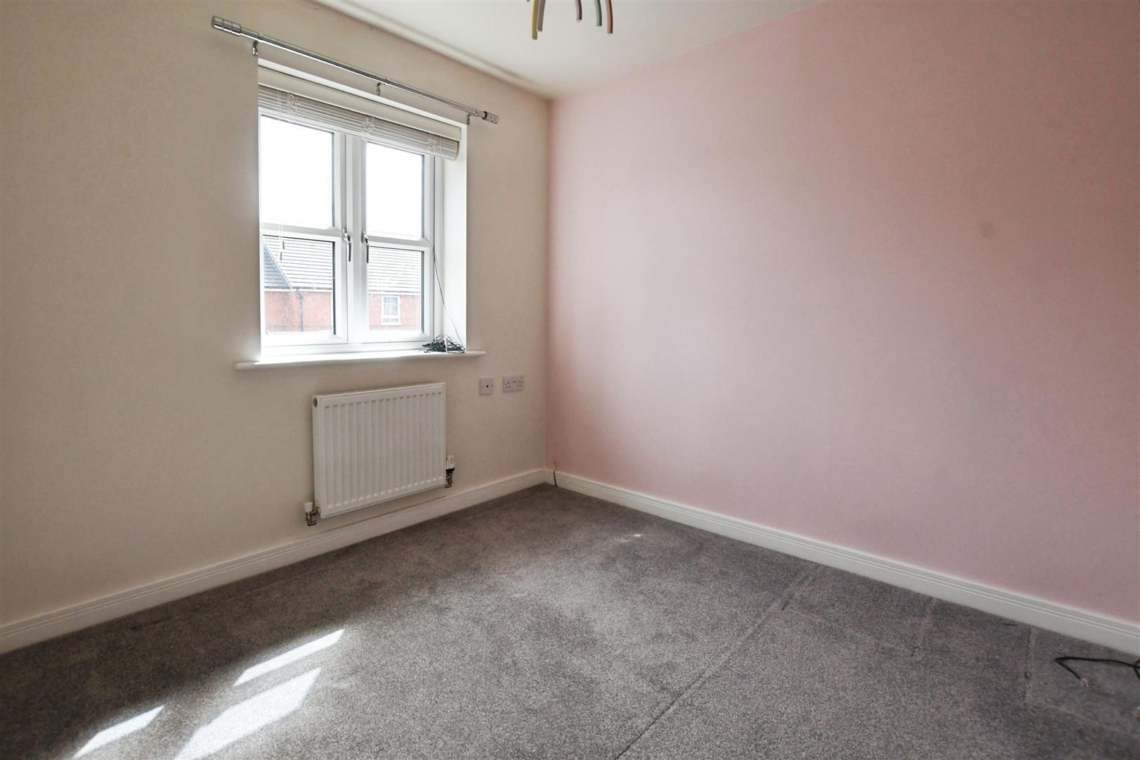 Runnymede Lane, Kingswood, Hull Image 15