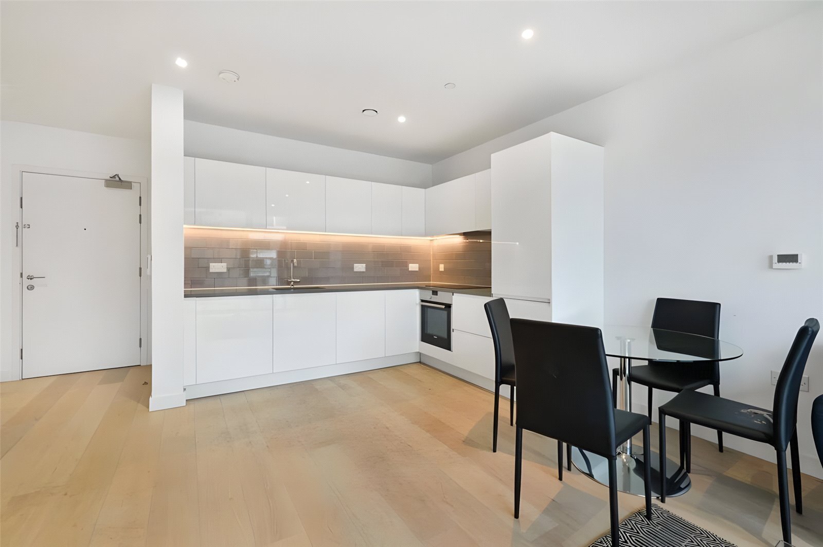 Schooner Road, London, E16 Image 4