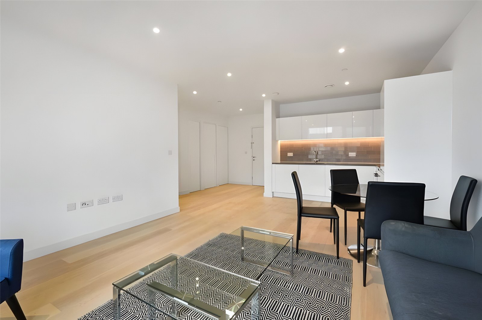 Schooner Road, London, E16 Image 5