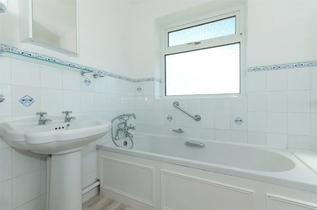 Back Lane, East Clandon, Guildford, Surrey, GU4
