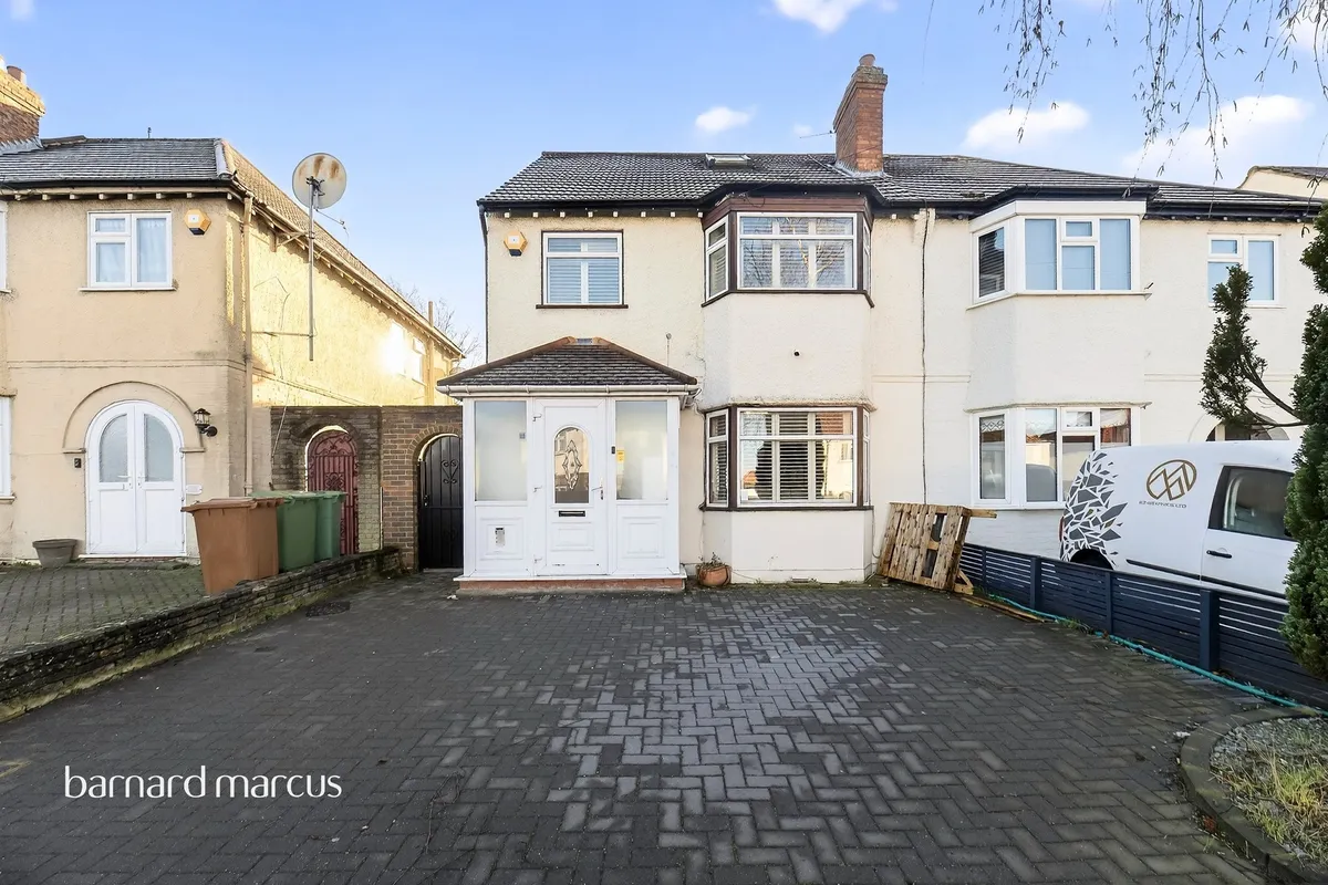 Poplar Road, Sutton