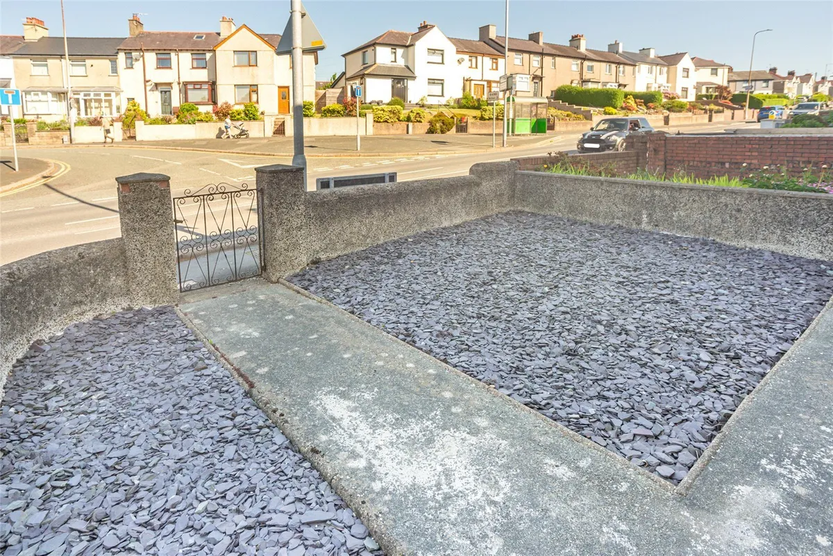Maes Cadnant, Caernarfon, Gwynedd, LL55