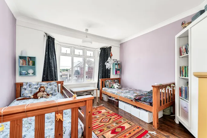 Property carousel image 15