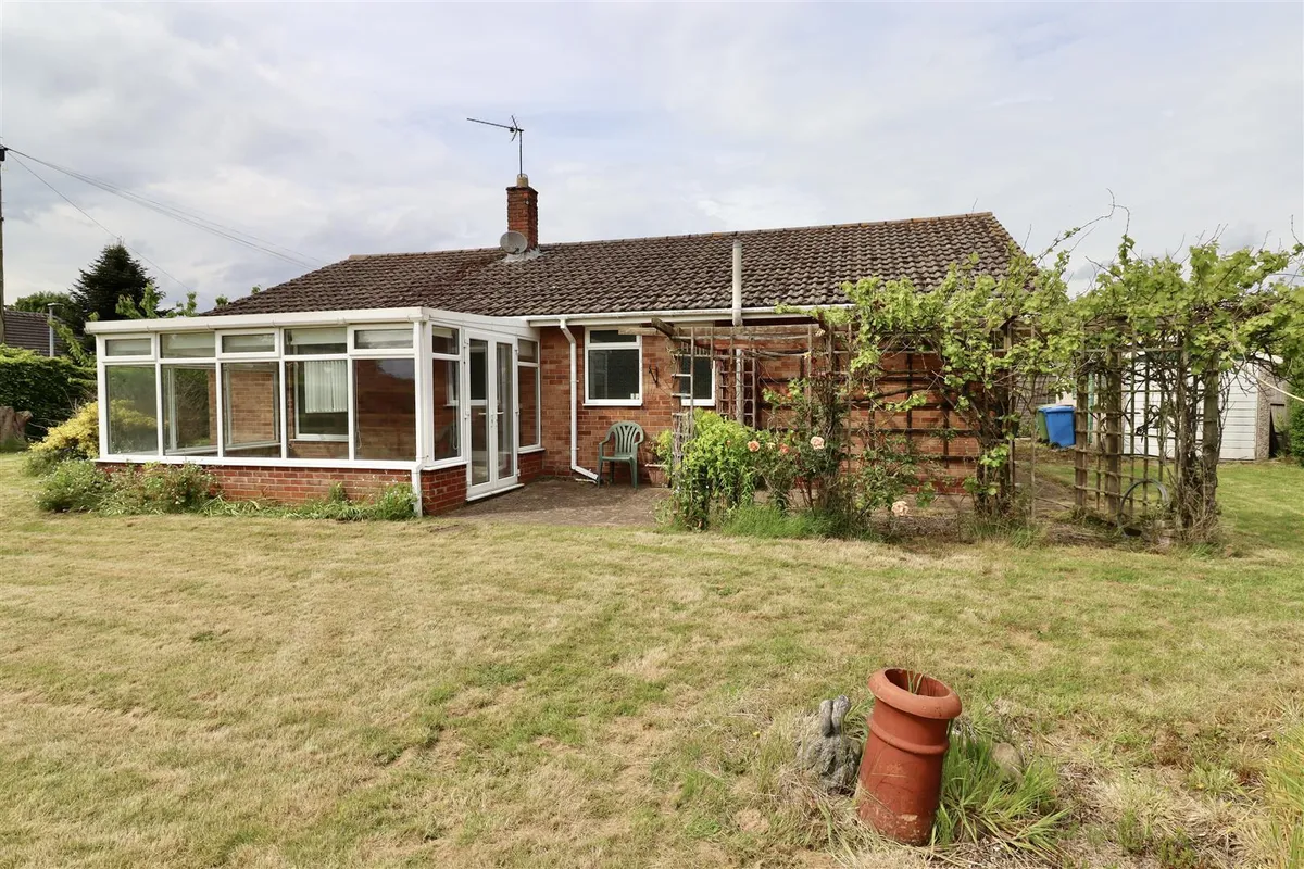 Campey Lane, Melbourne, York