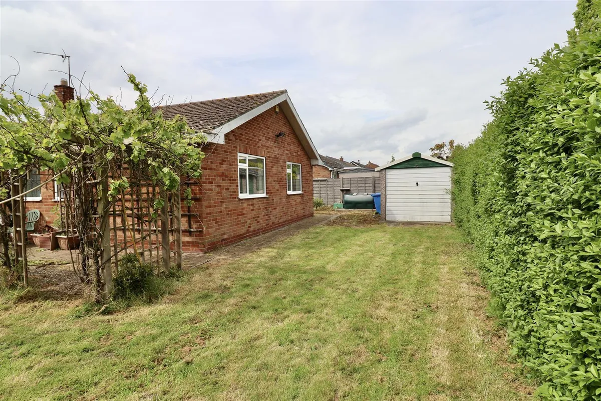 Campey Lane, Melbourne, York