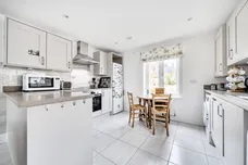 Vera Wood Close, Adderbury, OX17 photo 3