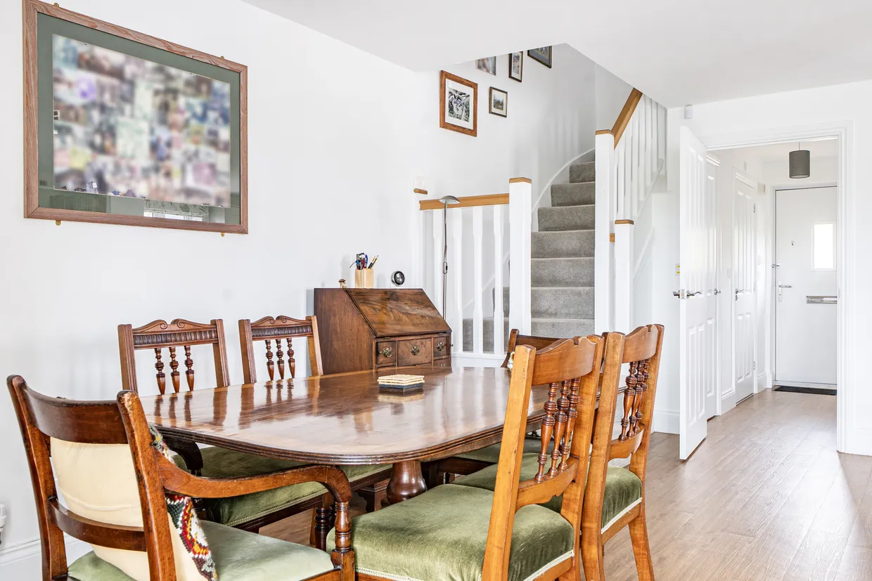 Vera Wood Close, Adderbury, OX17 photo 6
