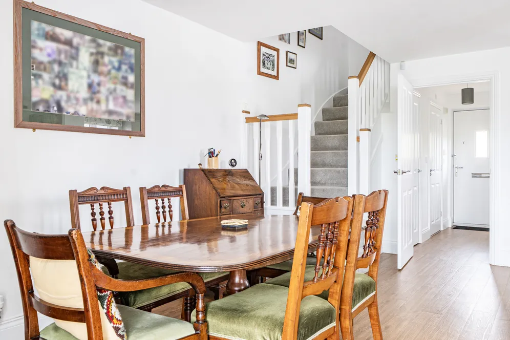 Vera Wood Close, Adderbury, OX17 photo 6