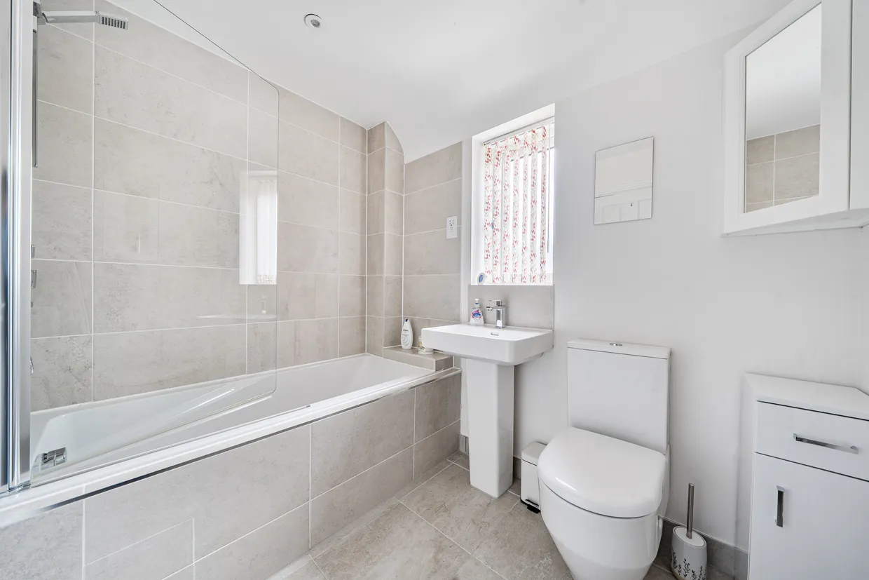 Vera Wood Close, Adderbury, OX17 photo 14