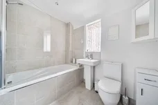 Vera Wood Close, Adderbury, OX17 photo 14
