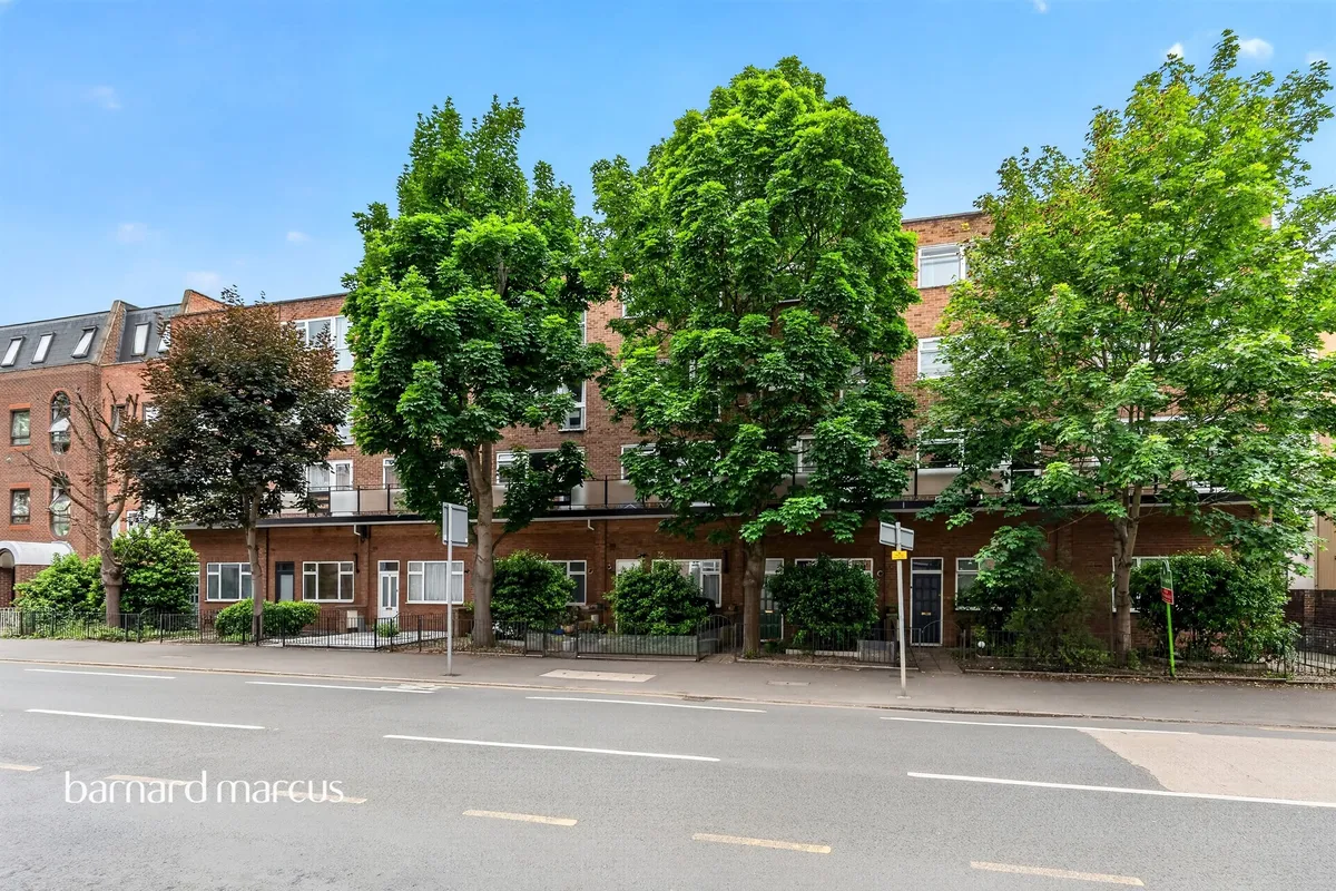 Coombe Road, New Malden