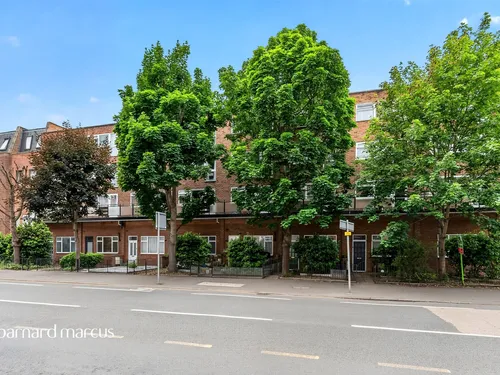 Coombe Road, New Maldenphoto