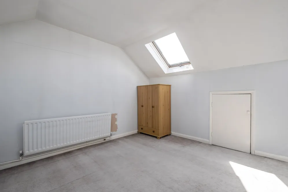 Church Avenue, London, SW14 photo 8