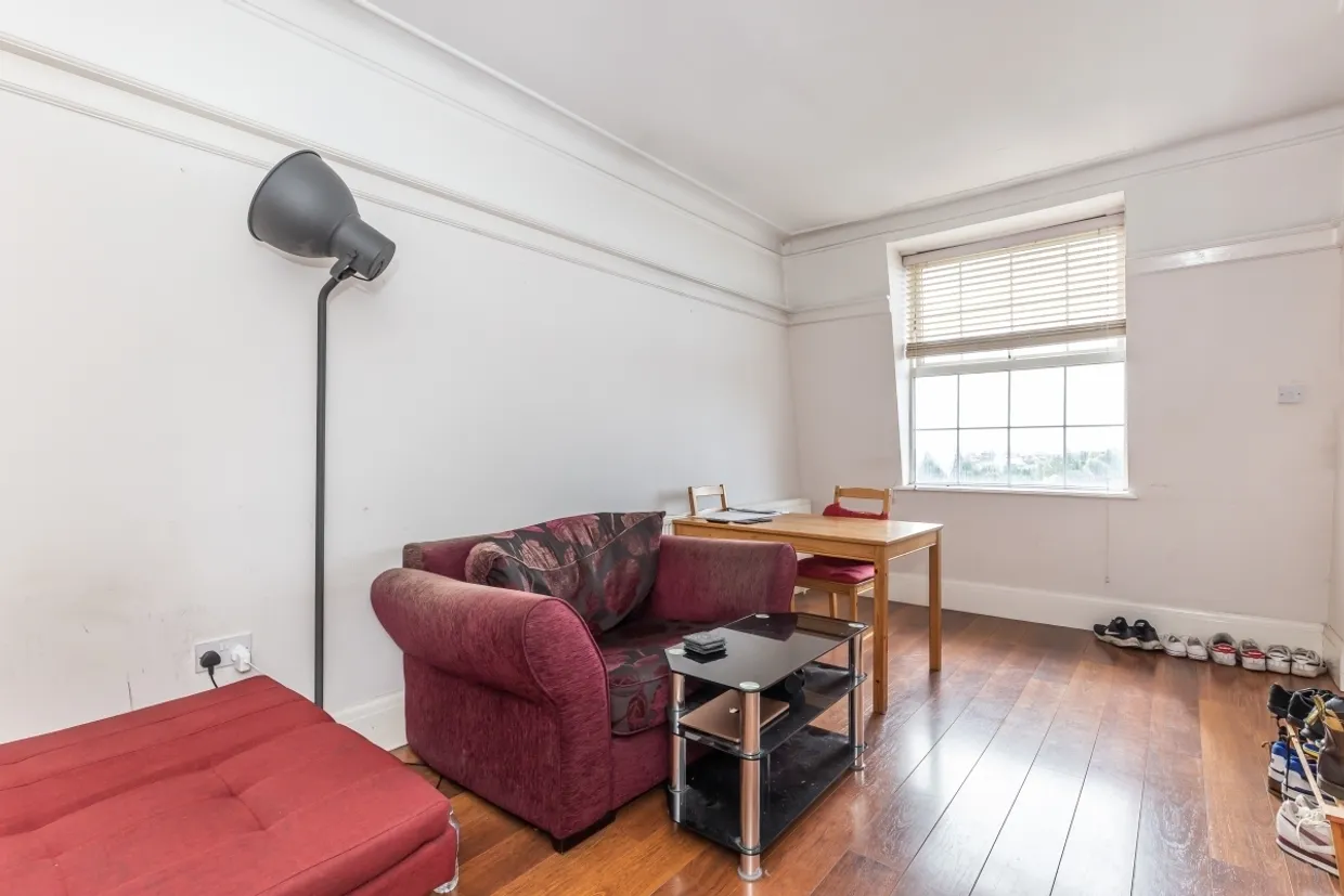 Sidmouth Road London NW2 photo 1
