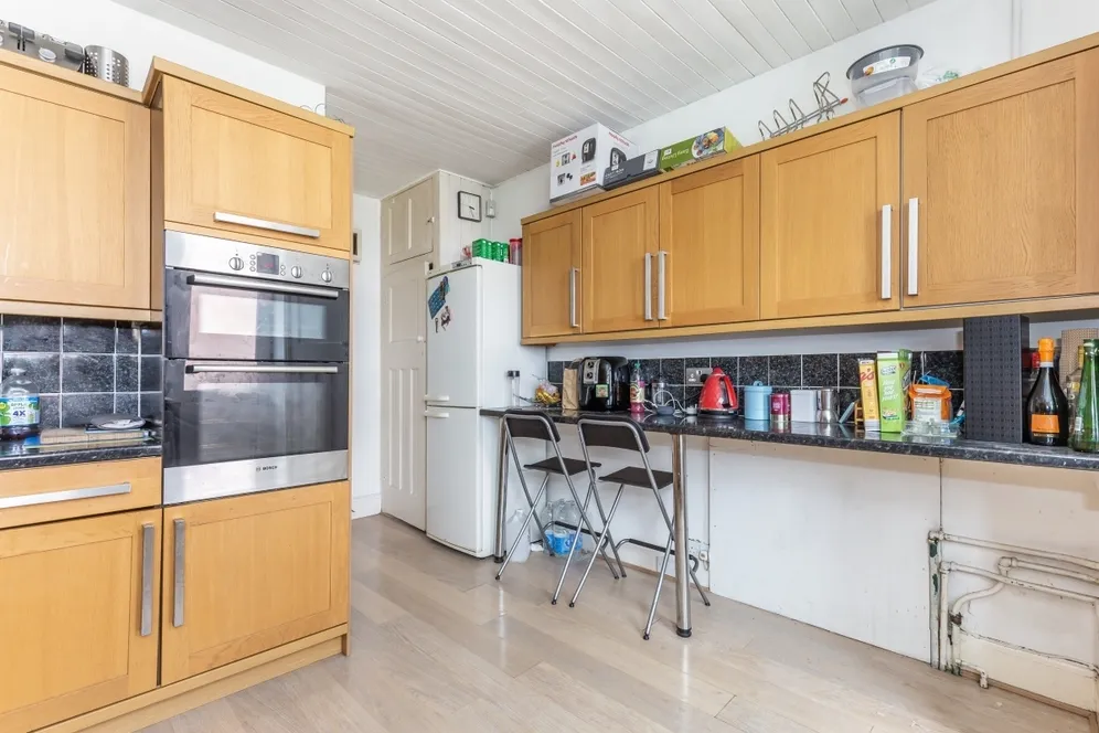 Sidmouth Road London NW2 photo 5