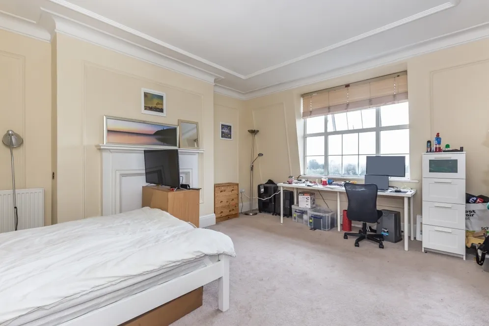 Sidmouth Road London NW2 photo 6
