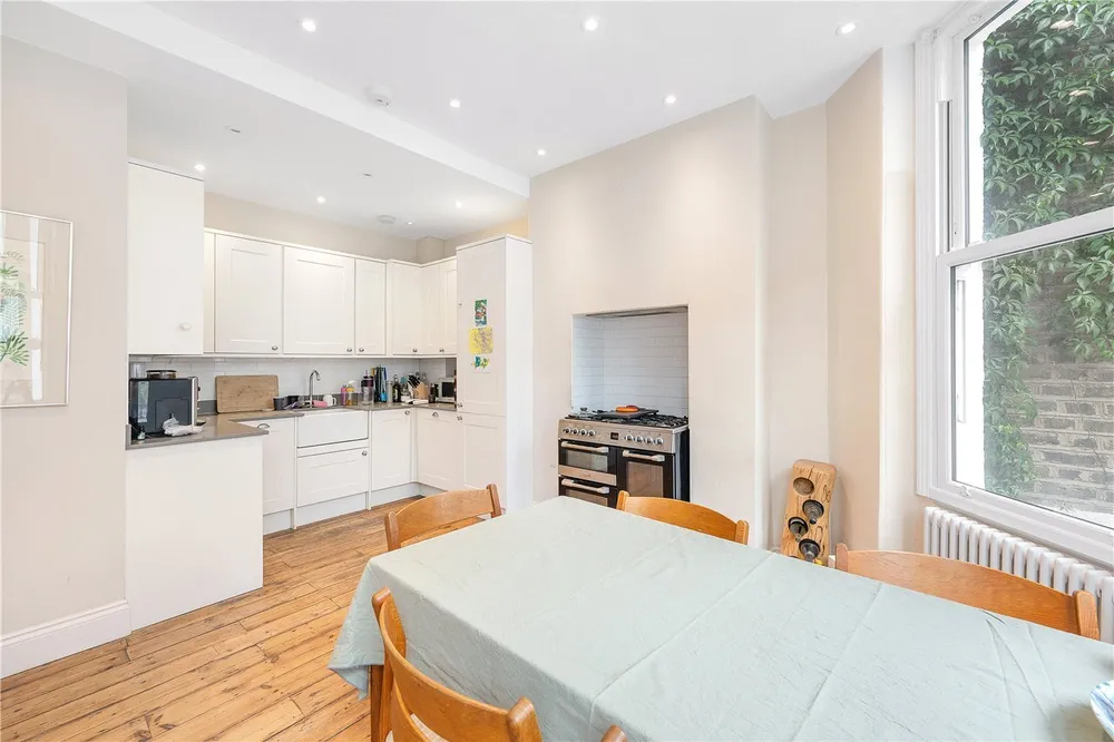 Lowden Road, London, SE24