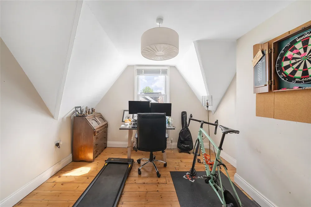 Lowden Road, London, SE24
