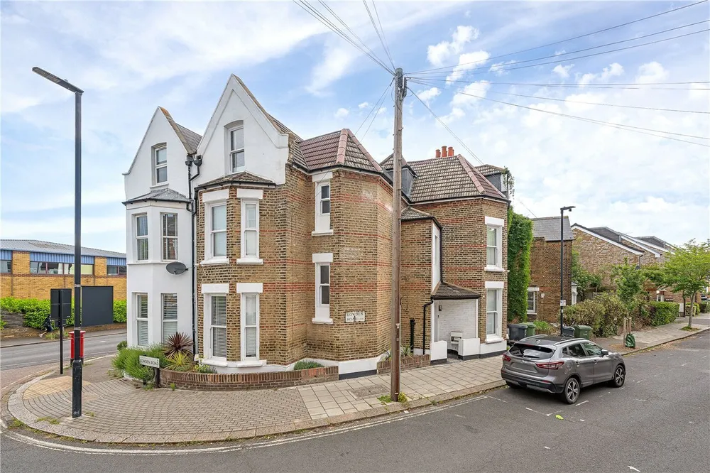 Lowden Road, London, SE24