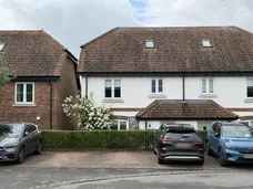 Northfields, WINCHESTER, SO21 photo 2