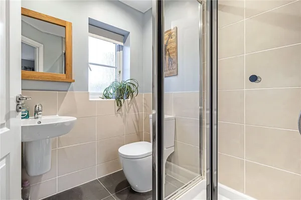Hillfield Road, Oundle, PE8 photo 9