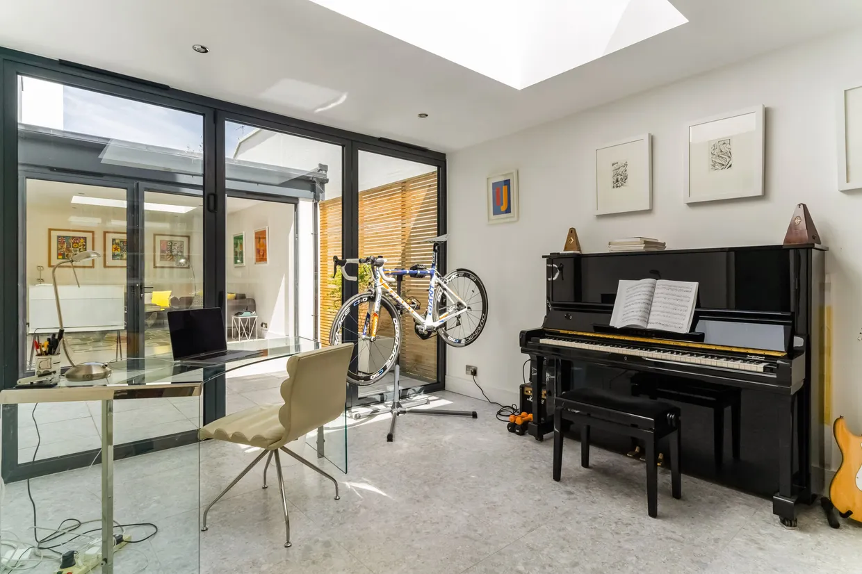 Vittoria Walk, Cheltenham, GL50 photo 11