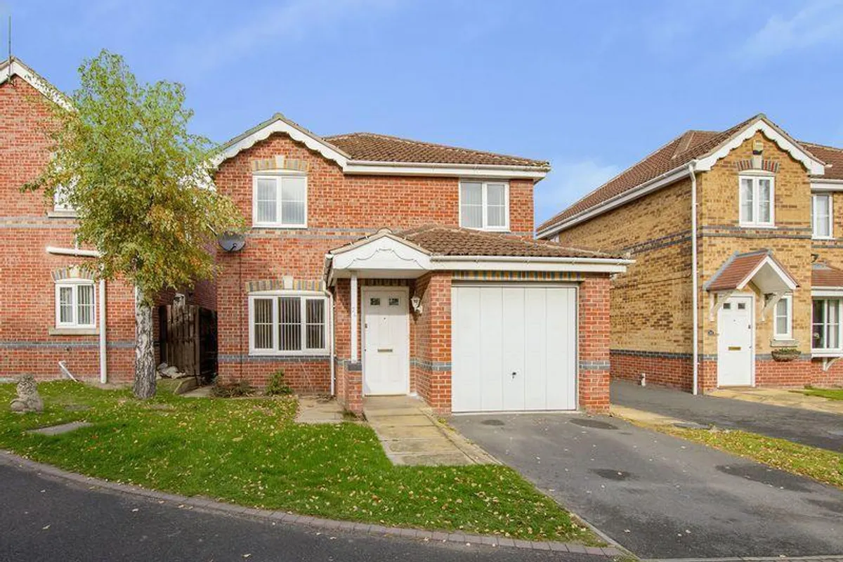 Manor Way, Bolton-upon-Dearne, ROTHERHAM