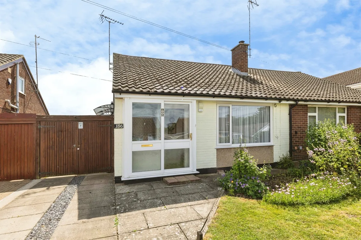 Broughton Avenue, Broughton Pastures, Aylesbury