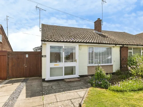 Broughton Avenue, Broughton Pastures, Aylesburyphoto