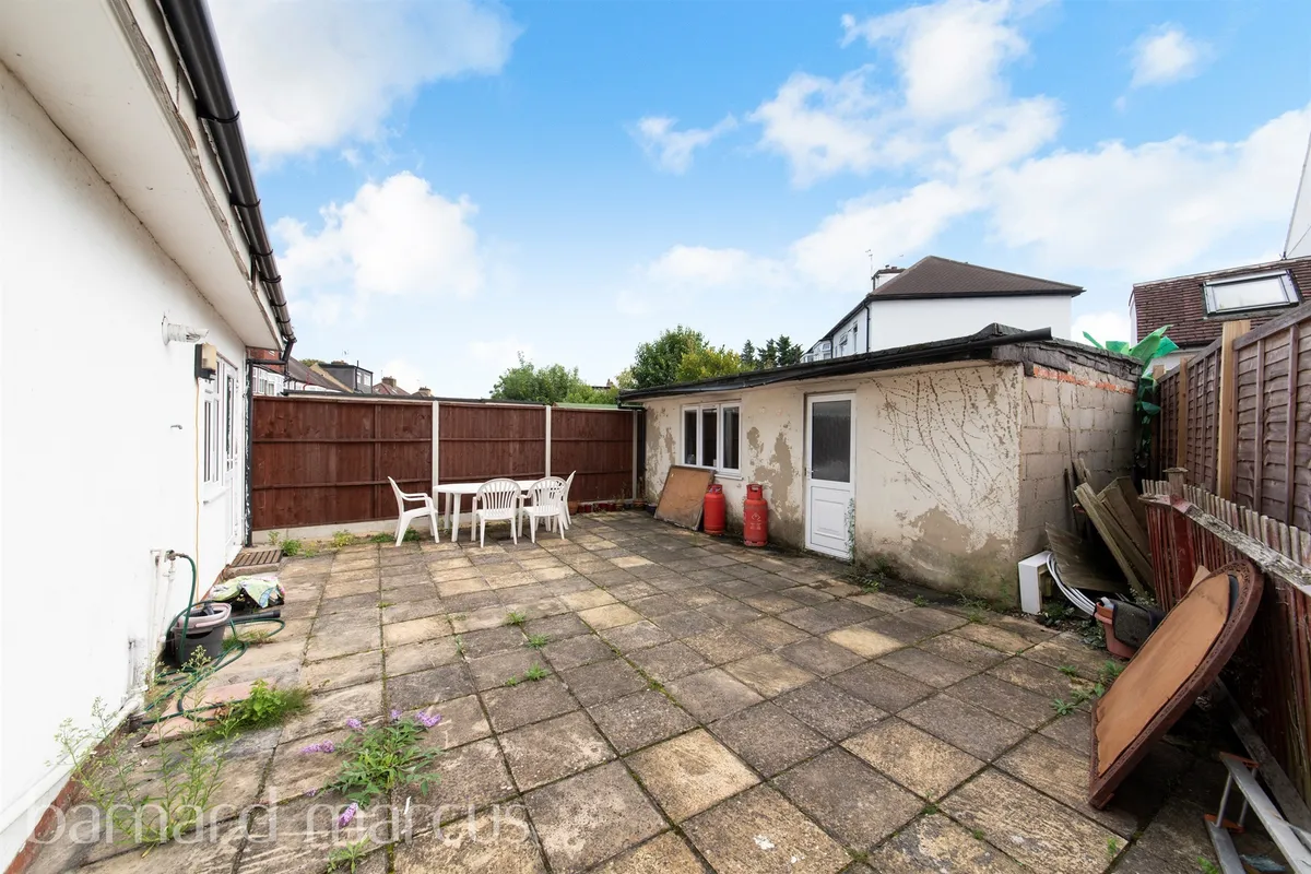 Lower Morden Lane, Morden