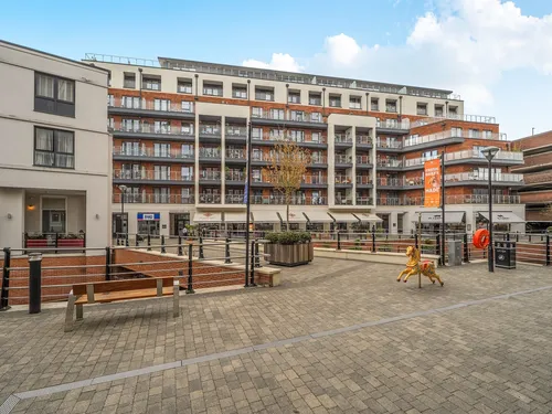 The Colonnade, Maidenheadphoto