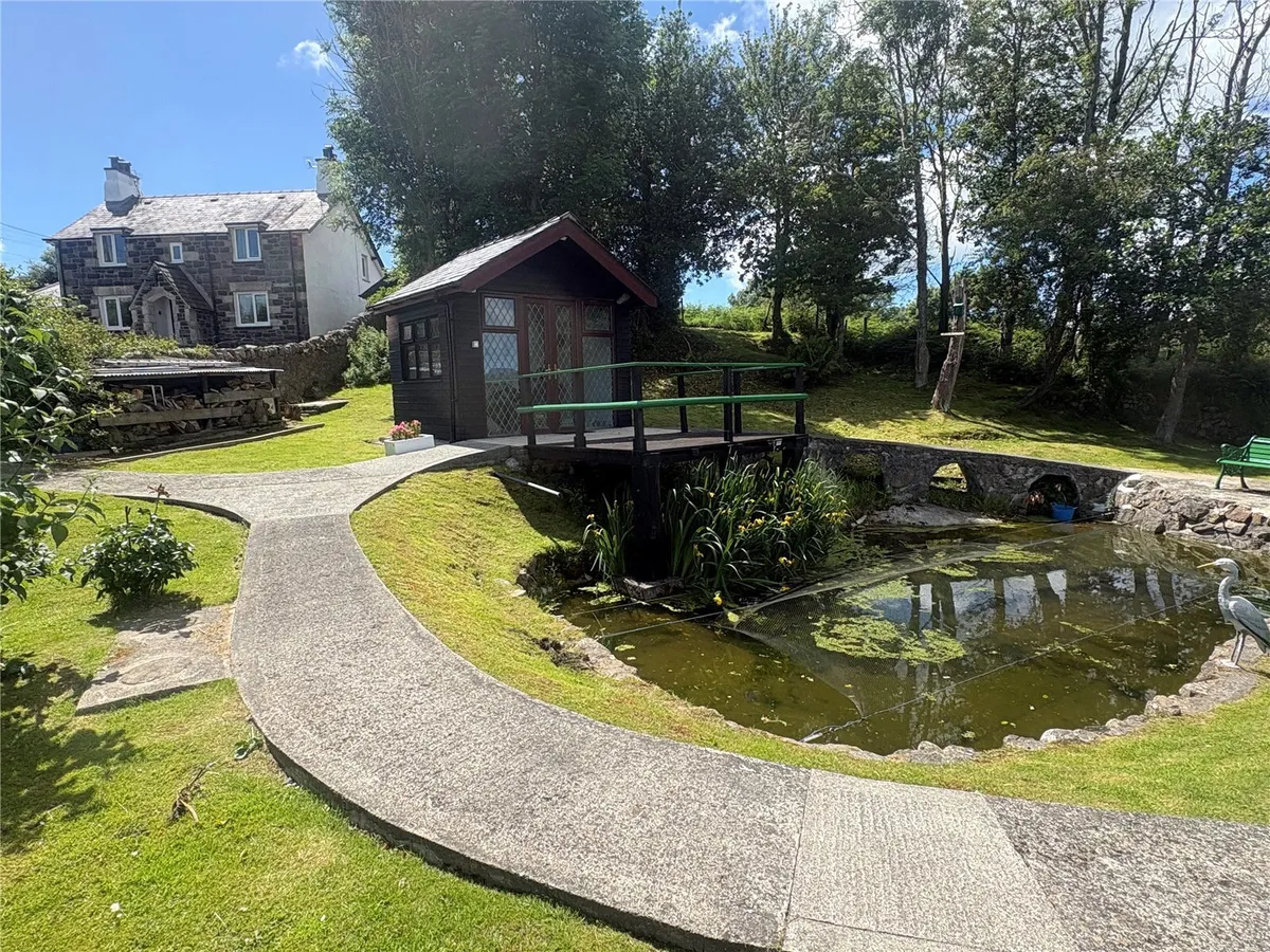 Bangor, Gwynedd, LL57