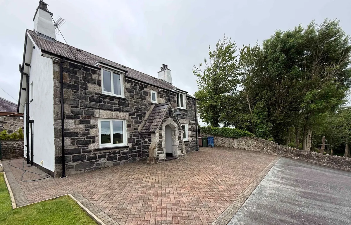 Bangor, Gwynedd, LL57