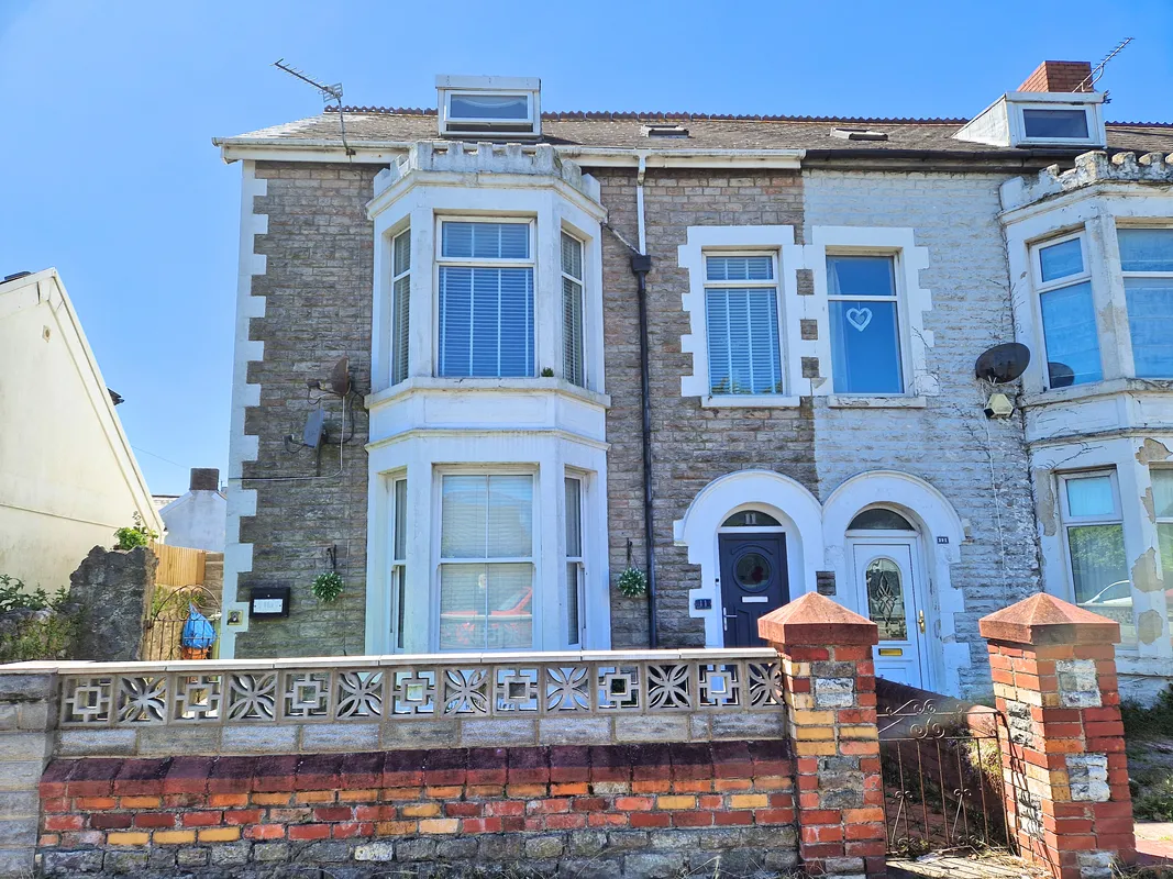 SOUTH ROAD, PORTHCAWL, CF36 3DH