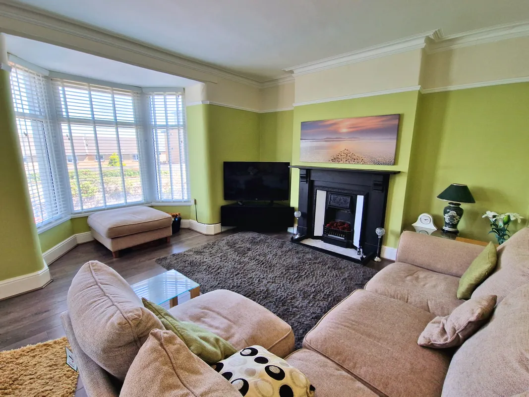 SOUTH ROAD, PORTHCAWL, CF36 3DH