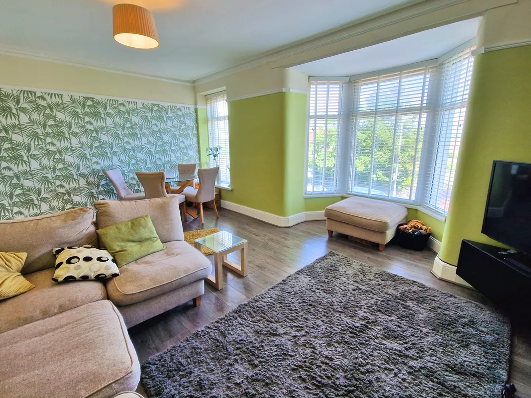 SOUTH ROAD, PORTHCAWL, CF36 3DH