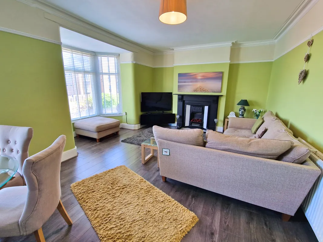 SOUTH ROAD, PORTHCAWL, CF36 3DH