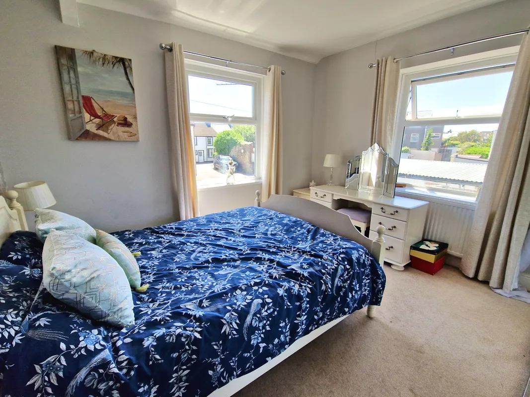 SOUTH ROAD, PORTHCAWL, CF36 3DH
