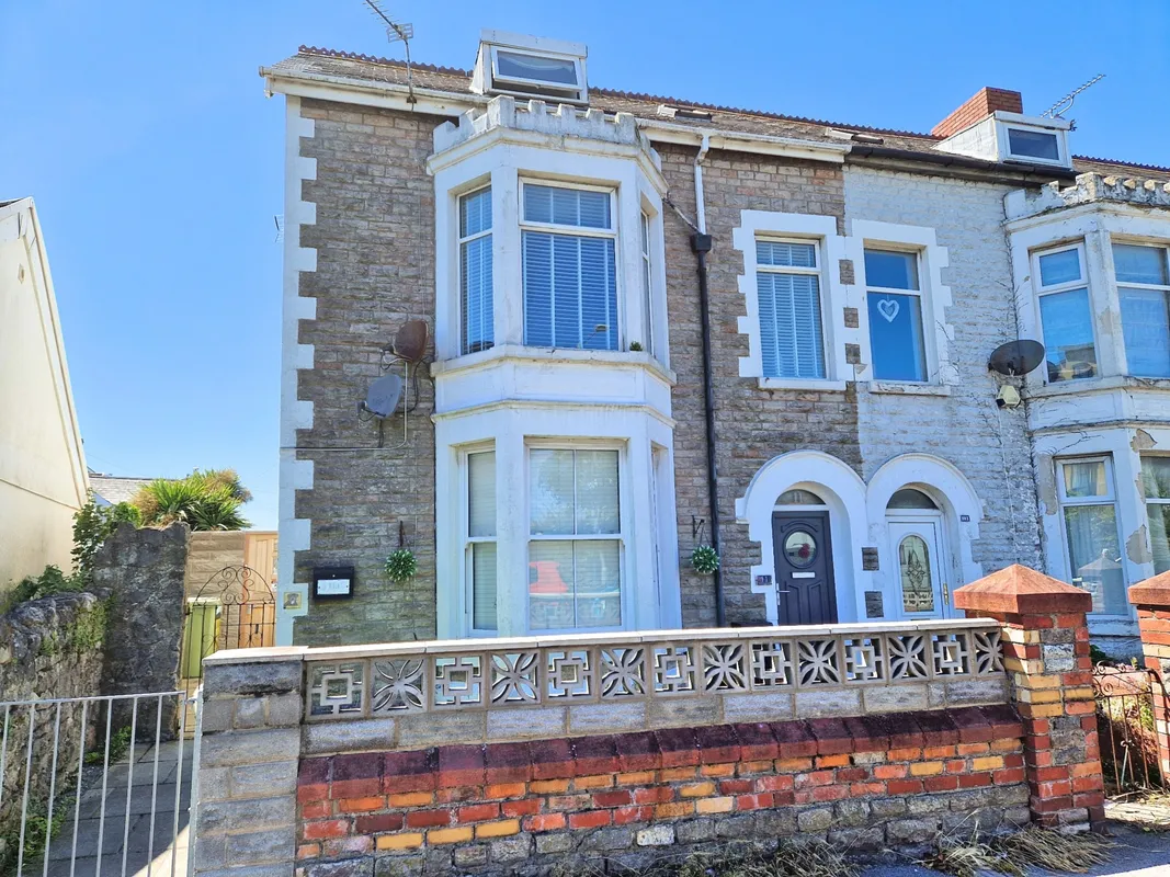 SOUTH ROAD, PORTHCAWL, CF36 3DH