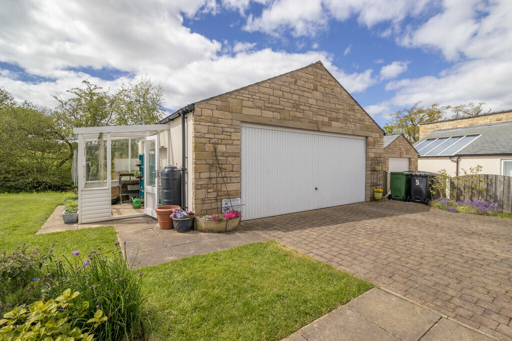 5 St. Marys Court, Wreay Image 11