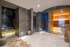 Holborn Close London NW7 photo 10