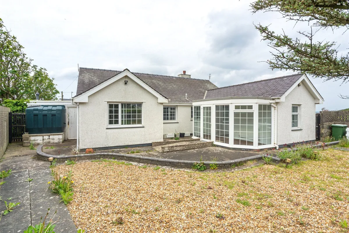 Aberdesach, Caernarfon, Gwynedd, LL54