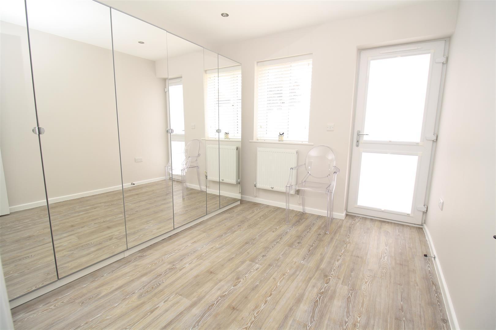 Milton Grove, Bletchley, Milton Keynes Image 12