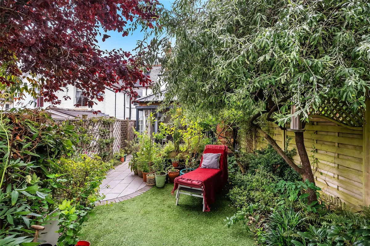 Wathen Road, Dorking, RH4